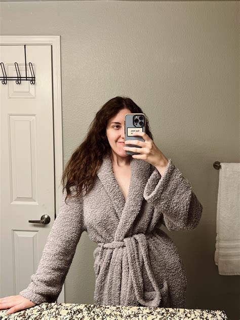 reddit bathrobe